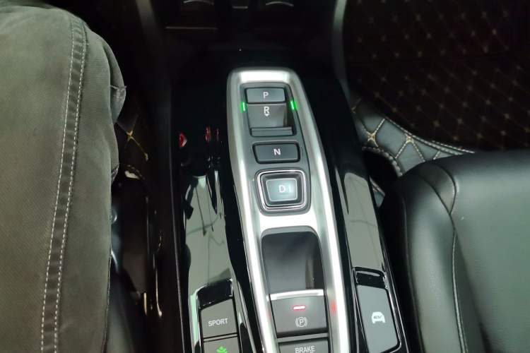 Used Honda Crider 2020 Lingpai Hybrid 1.5L Lingpai Luxury Edition Gear Lever