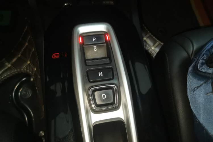 Used Honda Crider 2020 Lingpai Hybrid 1.5L Lingpai Luxury Edition Gear Lever