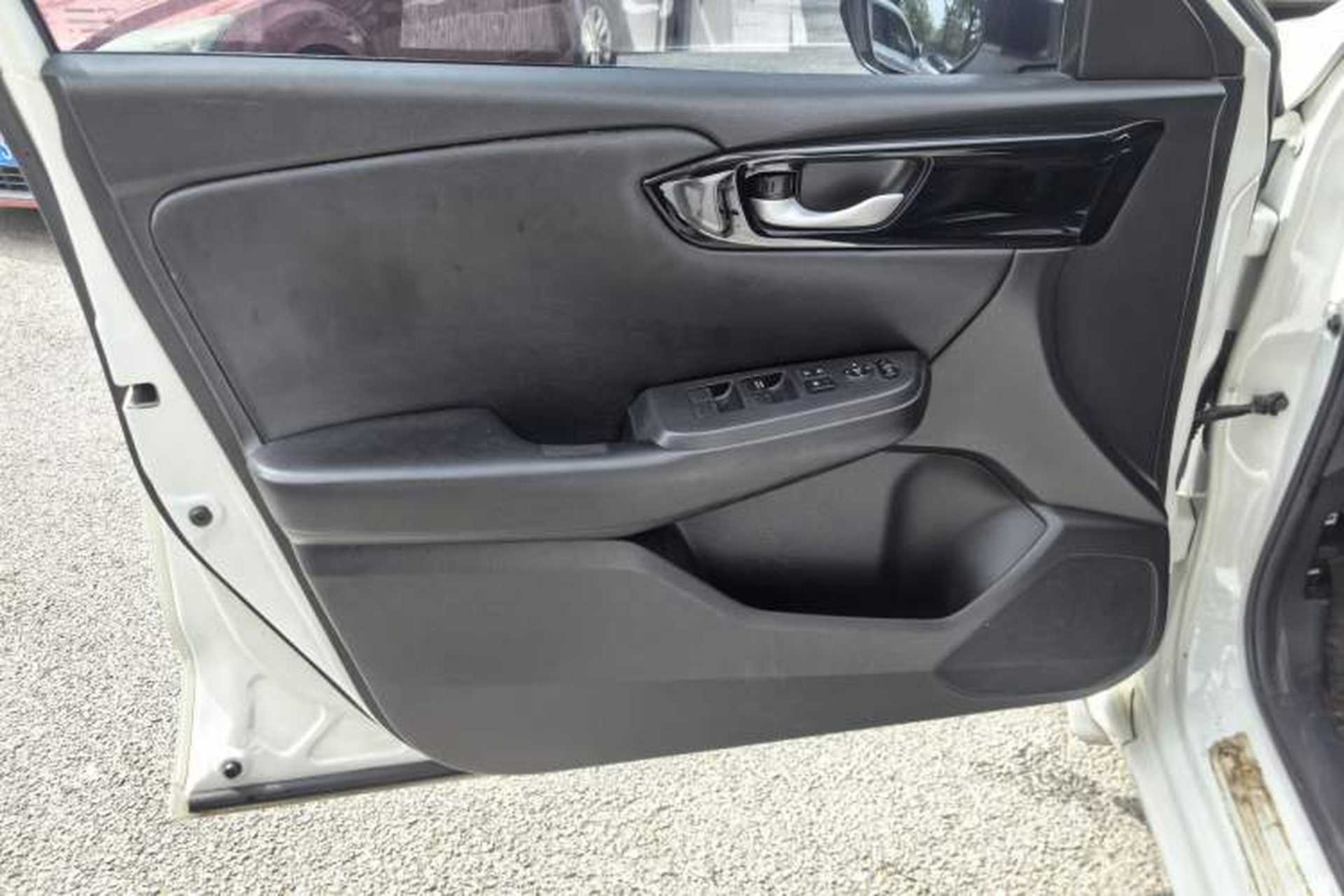 Used Honda Crider 2020 Rui Hybrid 1.5L Rui Comfort Version Interior 12