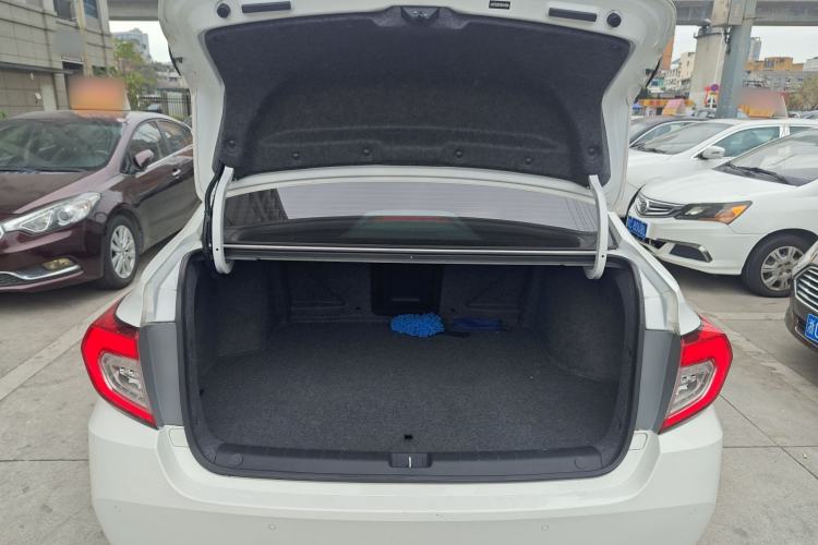 Used Honda Crider 2020 Lingpai Hybrid 1.5L Lingpai Luxury Edition Trunk