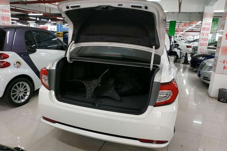 Used Honda Crider 2020 Lingpai Hybrid 1.5L Lingpai Luxury Edition Trunk