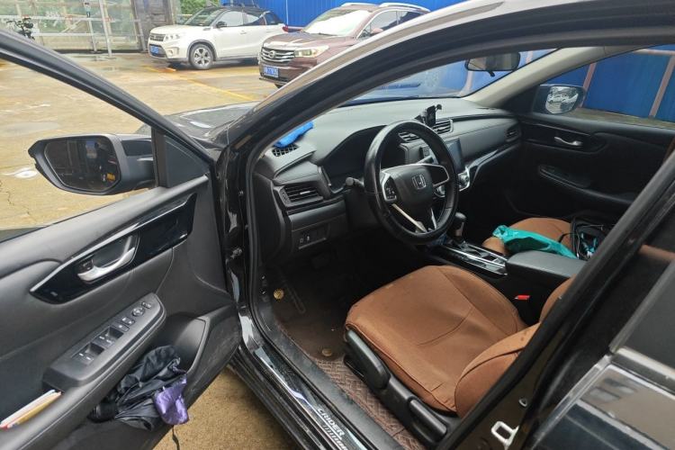 Used Honda Crider 2022 180Turbo CVT Luxury Edition Driver Seat