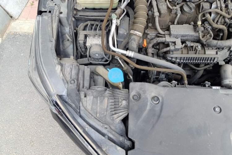 Used Honda Crider 2022 180Turbo CVT Luxury Edition Engine Bay Right