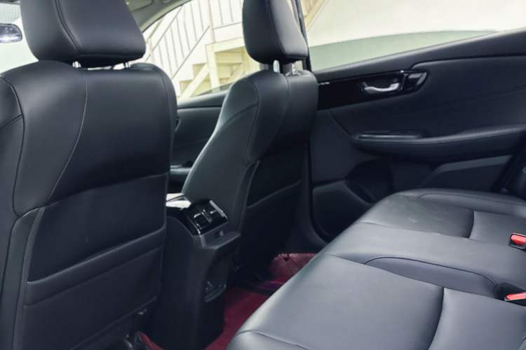 Used Honda Crider 2022 180Turbo CVT Luxury Edition Interior 8