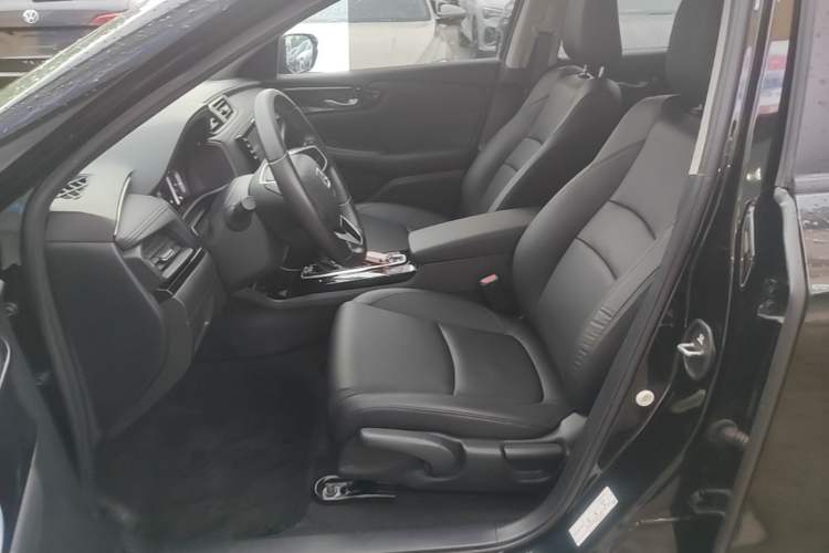 Used Honda Crider 2022 180Turbo CVT Luxury Edition Left Front Seat