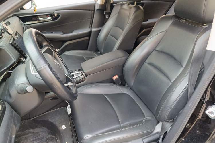 Used Honda Crider 2022 180Turbo CVT Luxury Edition Left Front Seat