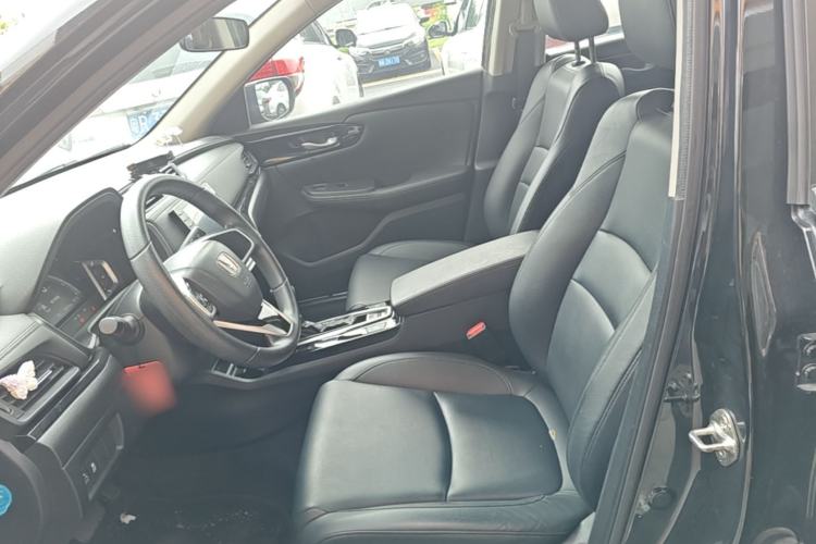 Used Honda Crider 2022 180Turbo CVT Luxury Edition Left Front Seat