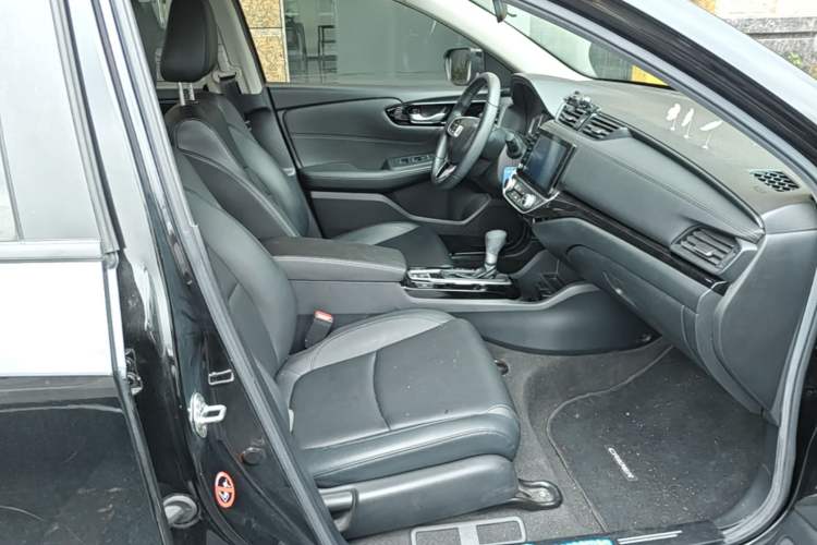 Used Honda Crider 2022 180Turbo CVT Luxury Edition Right Front Seat