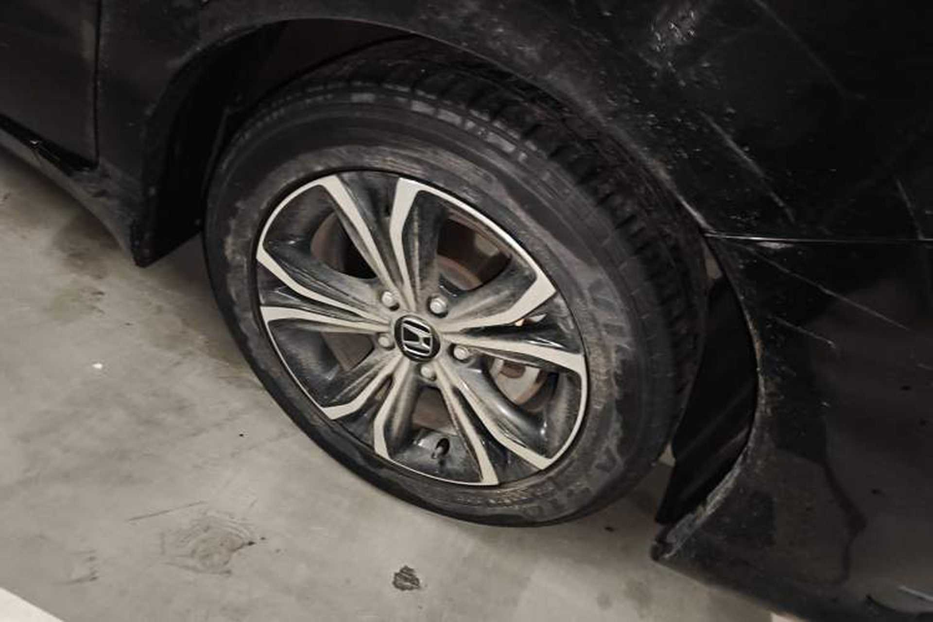 Used Honda Crider 2022 180Turbo CVT Luxury Edition Right Front Wheel Hub