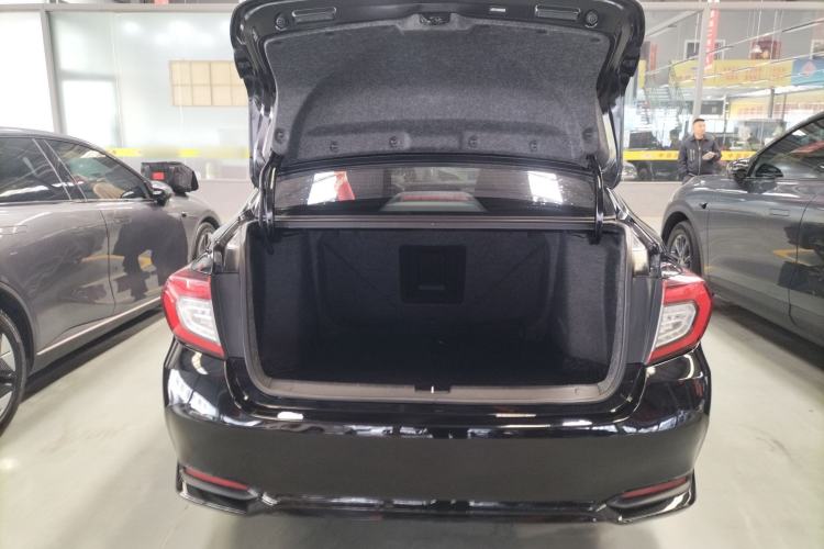 Used Honda Crider 2022 180Turbo CVT Luxury Edition Trunk