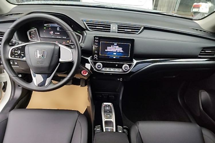 Used Honda Crider 2022 1.5L Rui Luxury Edition Center Console