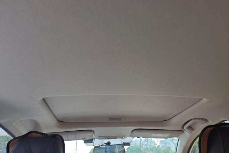 Used Honda Crider 2022 180Turbo CVT Luxury Edition Headliner