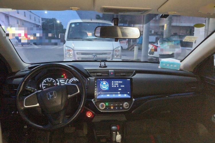 Used Honda Crider 2022 180 Turbo CVT Comfort Version Center Console
