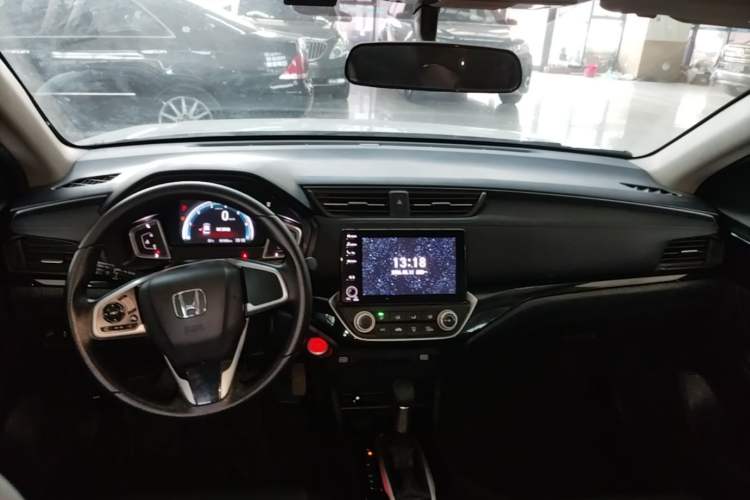 Used Honda Crider 2022 180Turbo CVT Luxury Edition Center Console