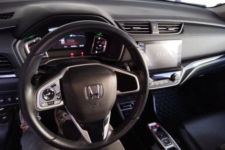 Used Honda Crider 2022 1.5L Rui Luxury Edition Center Console