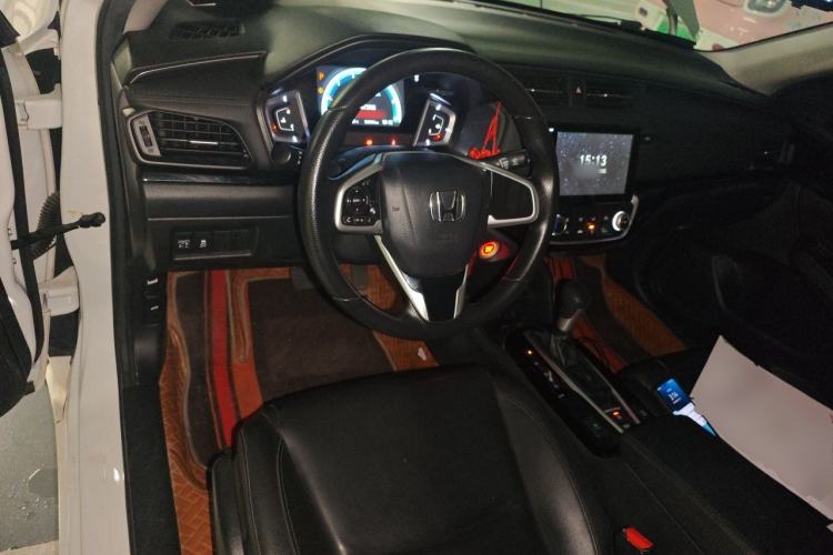Used Honda Crider 2022 180Turbo CVT Luxury Edition Center Console