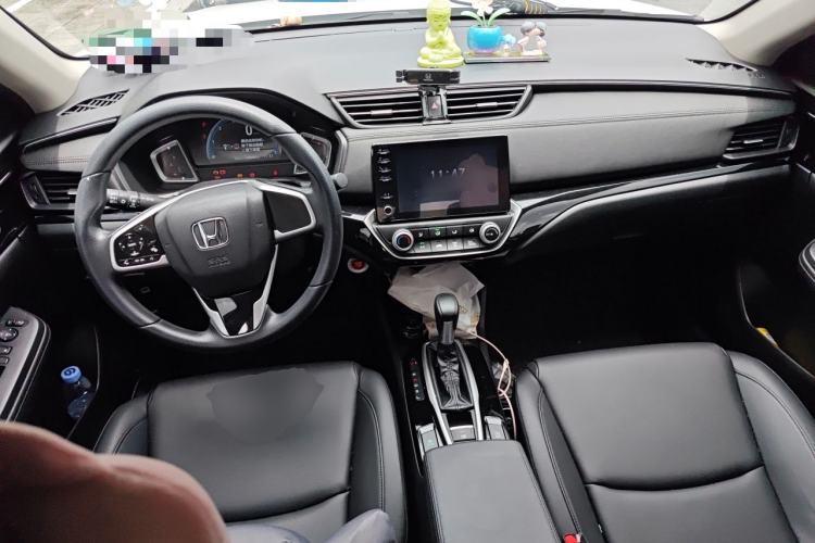 Used Honda Crider 2022 180Turbo CVT Luxury Edition Center Console