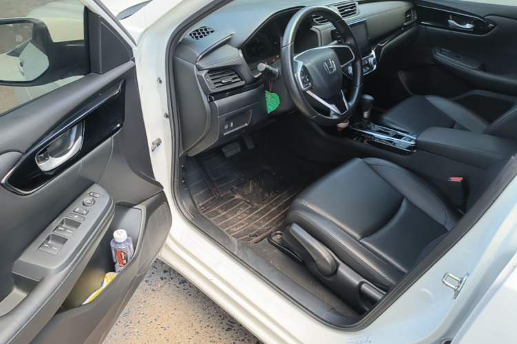 Used Honda Crider 2022 180Turbo CVT Luxury Edition Driver Seat