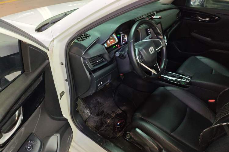 Used Honda Crider 2022 180Turbo CVT Luxury Edition Driver Seat