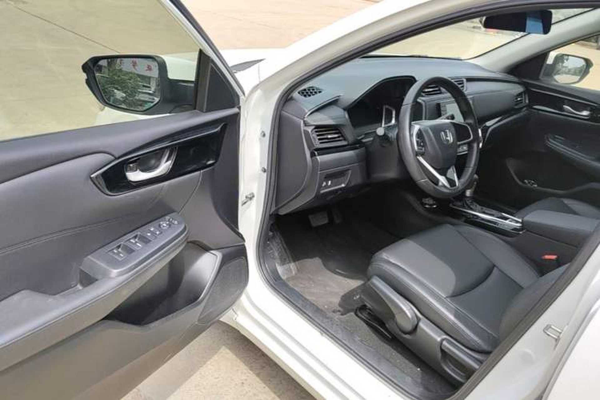 Used Honda Crider 2022 180Turbo CVT Luxury Edition Driver Seat