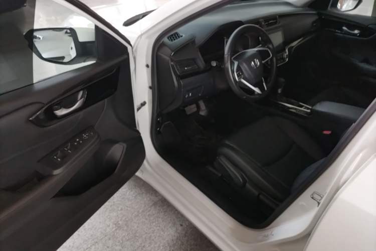 Used Honda Crider 2022 180Turbo CVT Luxury Edition Driver Seat