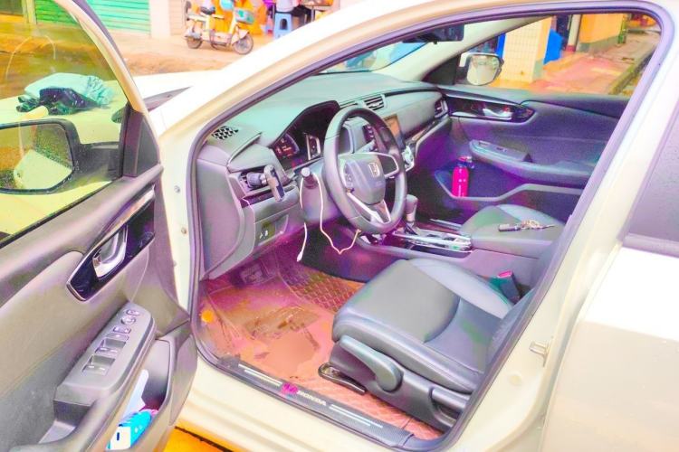 Used Honda Crider 2022 180Turbo CVT Luxury Edition Driver Seat