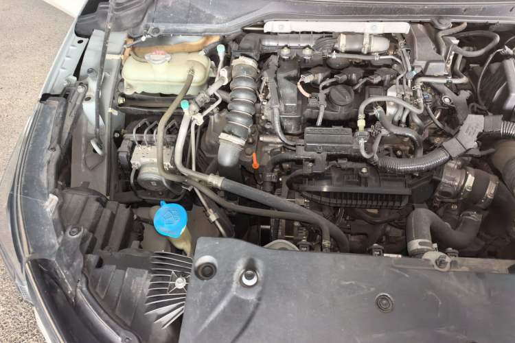 Used Honda Crider 2022 180Turbo CVT Luxury Edition Engine Bay Right