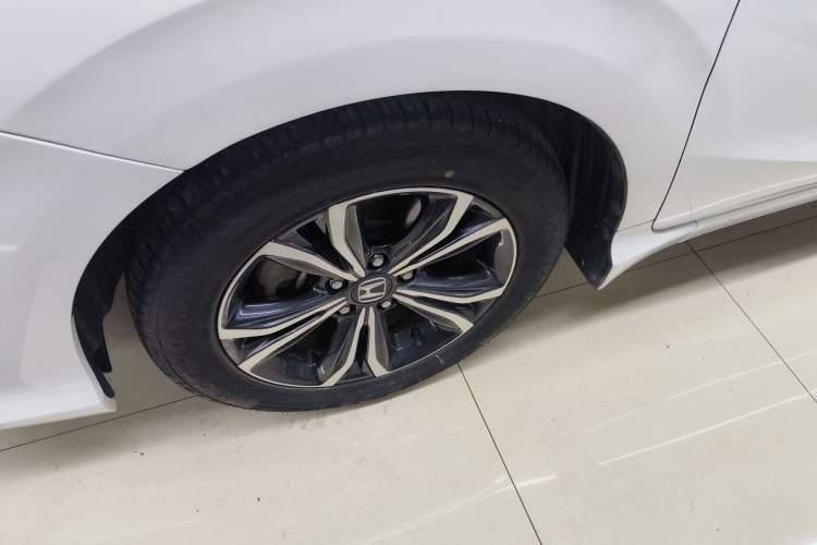 Used Honda Crider 2022 180Turbo CVT Luxury Edition Exterior 4