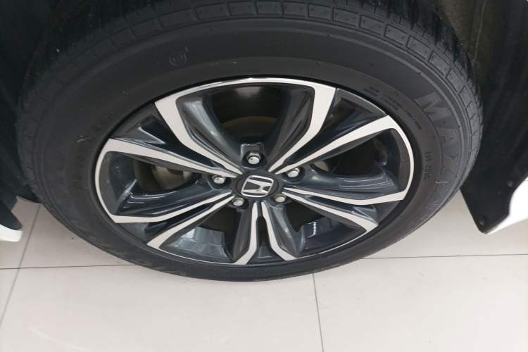 Used Honda Crider 2022 180Turbo CVT Luxury Edition Exterior 4