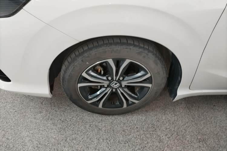 Used Honda Crider 2022 180Turbo CVT Luxury Edition Exterior 4