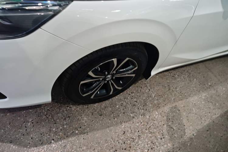 Used Honda Crider 2022 180Turbo CVT Luxury Edition Exterior 4