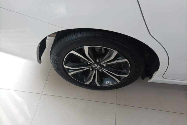 Used Honda Crider 2022 180Turbo CVT Luxury Edition Exterior 5