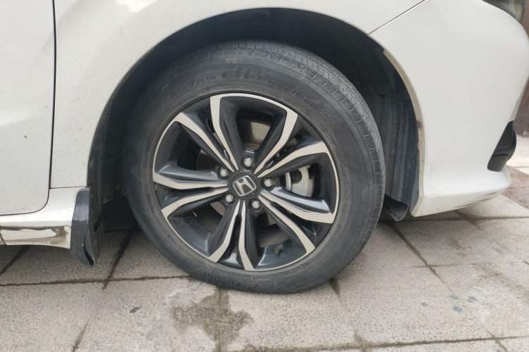 Used Honda Crider 2022 180Turbo CVT Luxury Edition Exterior 7