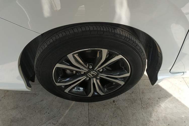 Used Honda Crider 2022 180Turbo CVT Luxury Edition Exterior 7