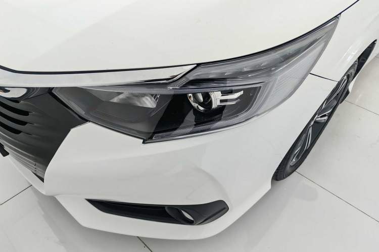 Used Honda Crider 2022 180Turbo CVT Luxury Edition Exterior 8