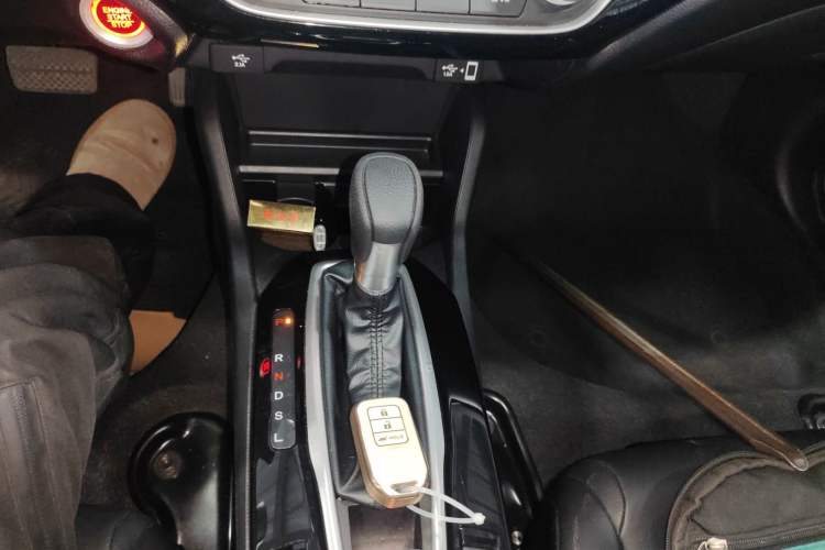 Used Honda Crider 2022 180Turbo CVT Luxury Edition Gear Lever