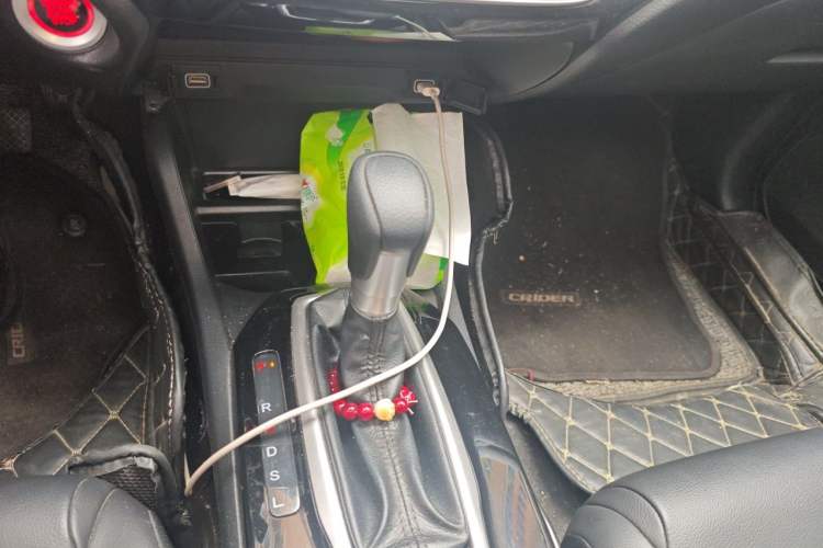 Used Honda Crider 2022 180Turbo CVT Luxury Edition Gear Lever