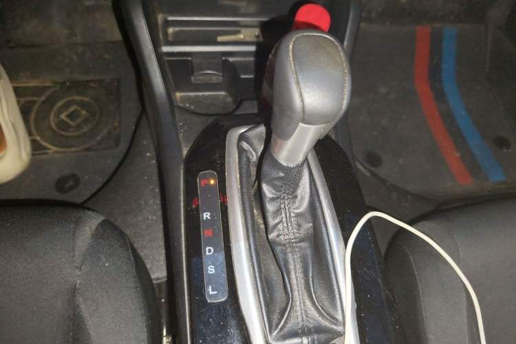 Used Honda Crider 2022 180 Turbo CVT Comfort Version Gear Lever