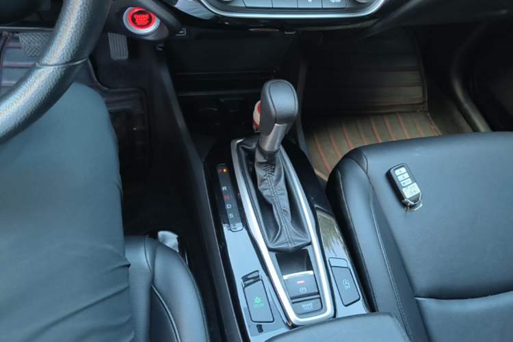 Used Honda Crider 2022 180Turbo CVT Luxury Edition Gear Lever