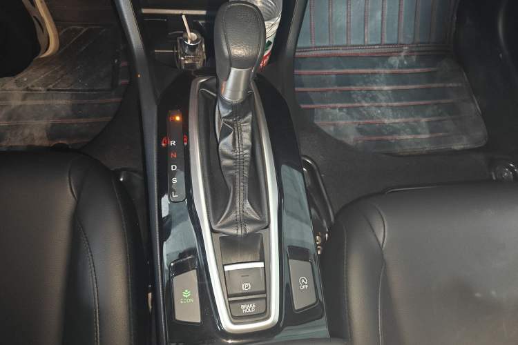 Used Honda Crider 2022 180Turbo CVT Luxury Edition Gear Lever