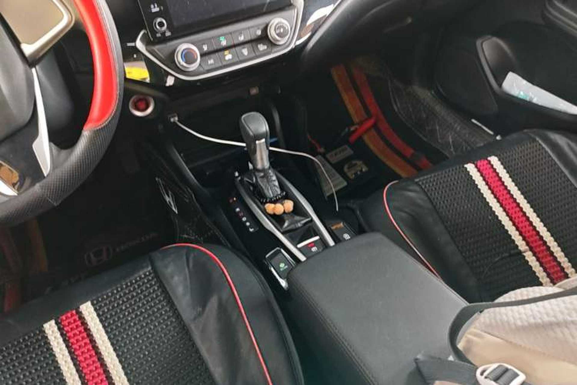 Used Honda Crider 2022 180Turbo CVT Luxury Edition Gear Lever