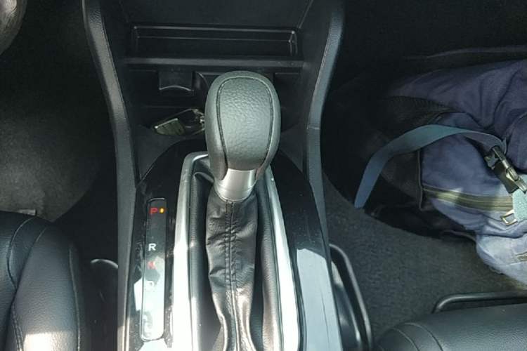 Used Honda Crider 2022 180Turbo CVT Luxury Edition Gear Lever
