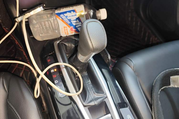 Used Honda Crider 2022 180Turbo CVT Luxury Edition Gear Lever