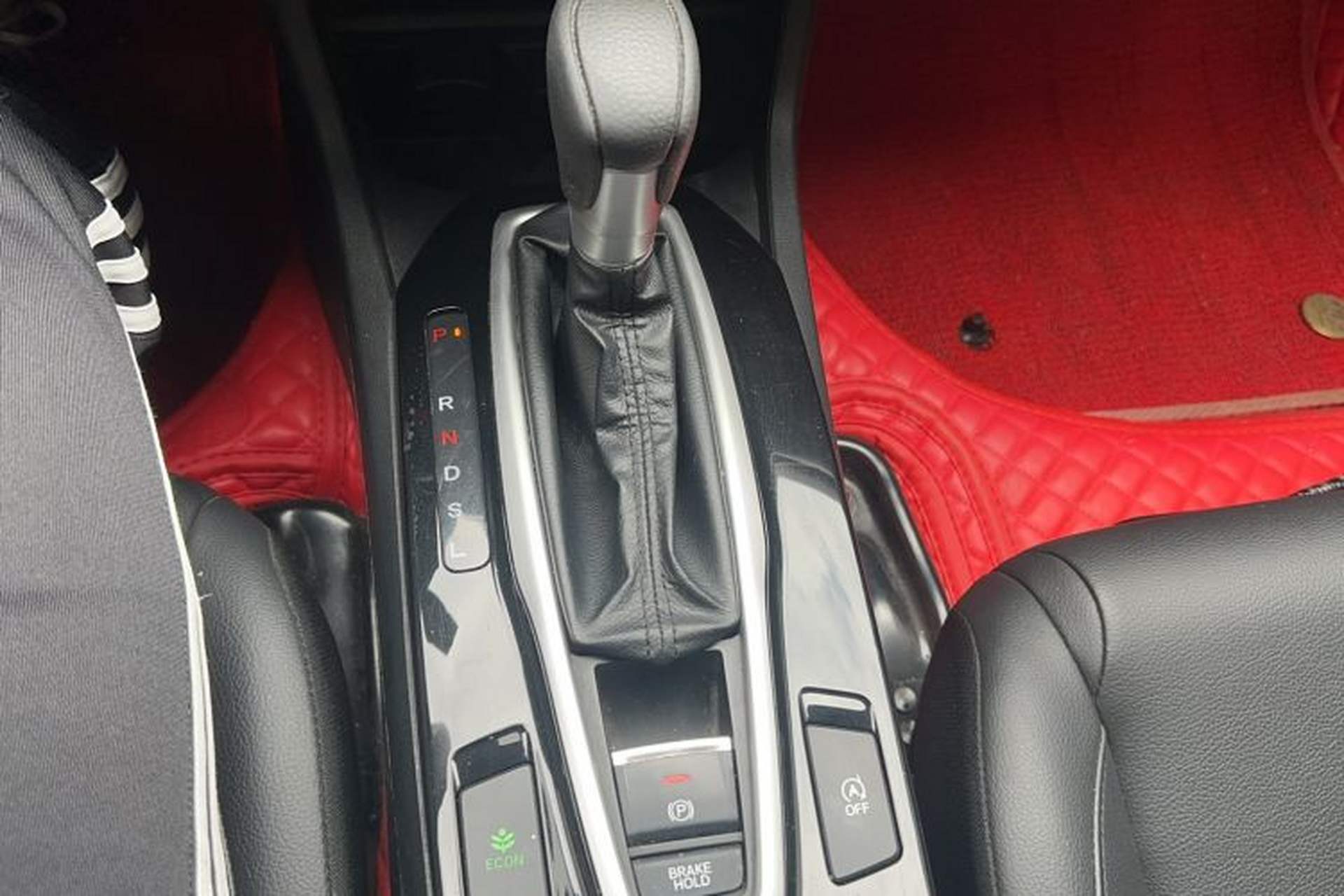 Used Honda Crider 2022 180Turbo CVT Luxury Edition Gear Lever