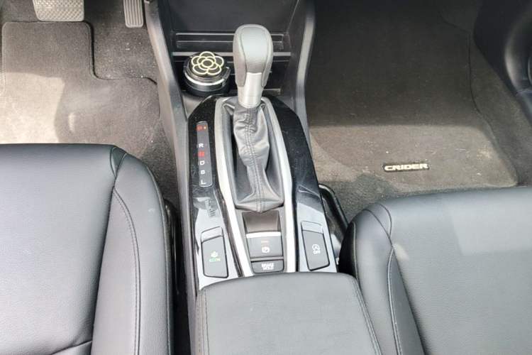 Used Honda Crider 2022 180Turbo CVT Luxury Edition Gear Lever