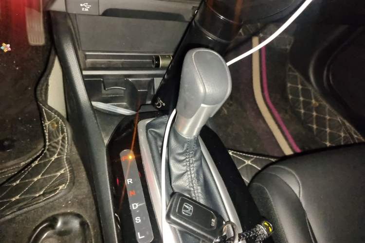 Used Honda Crider 2022 180Turbo CVT Luxury Edition Gear Lever