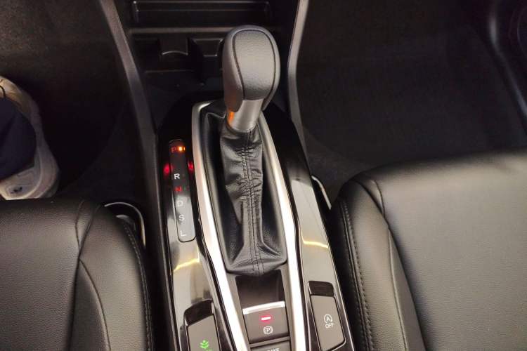 Used Honda Crider 2022 180 Turbo CVT Comfort Version Gear Lever