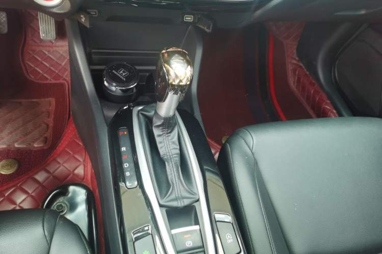 Used Honda Crider 2022 180Turbo CVT Luxury Edition Gear Lever