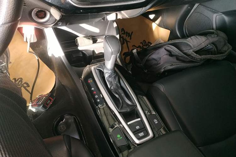 Used Honda Crider 2022 180Turbo CVT Luxury Edition Gear Lever