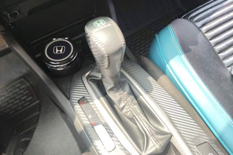 Used Honda Crider 2022 180Turbo CVT Luxury Edition Gear Lever